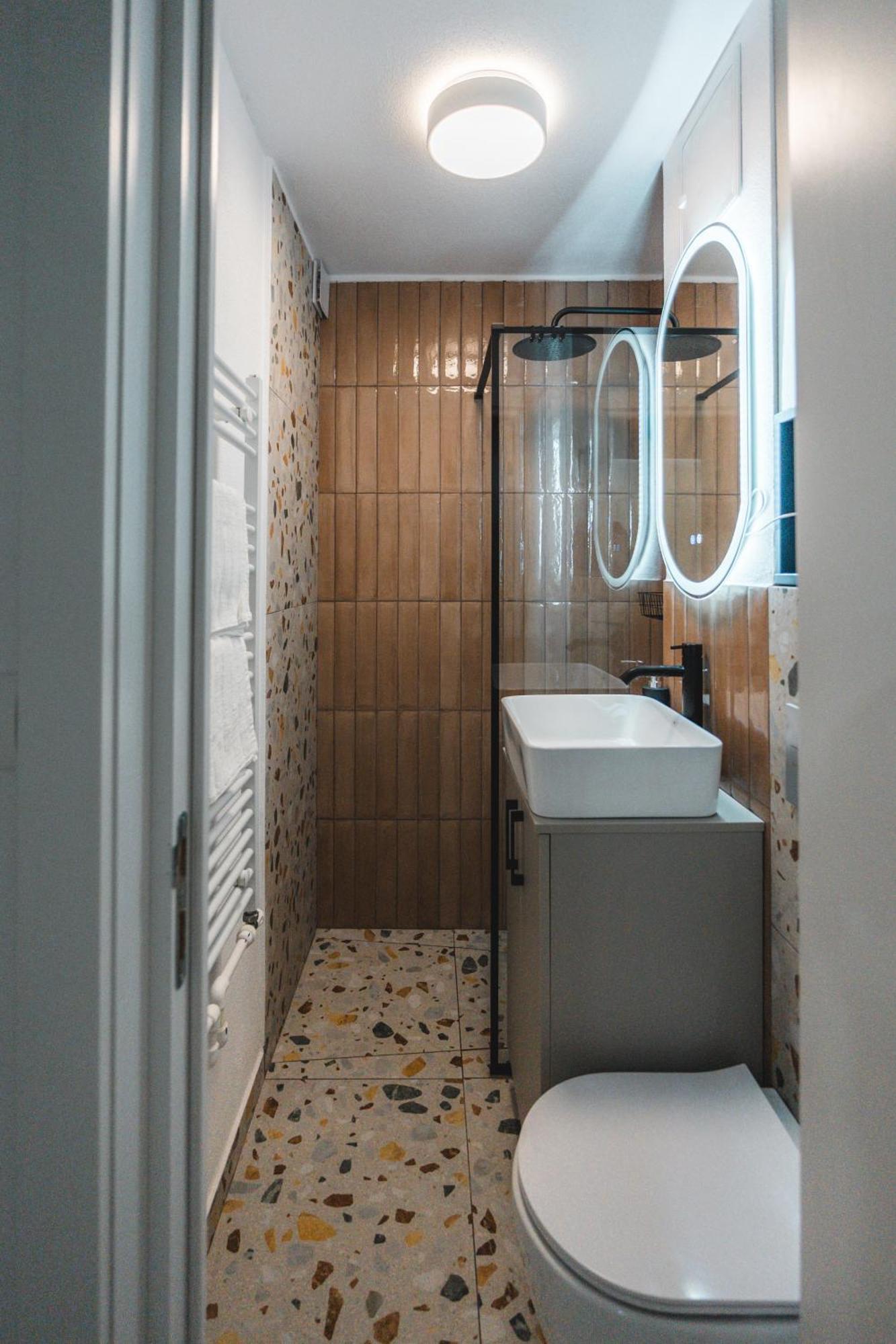 Apartament Iulia Si Alex Curtea de Argeş المظهر الخارجي الصورة
