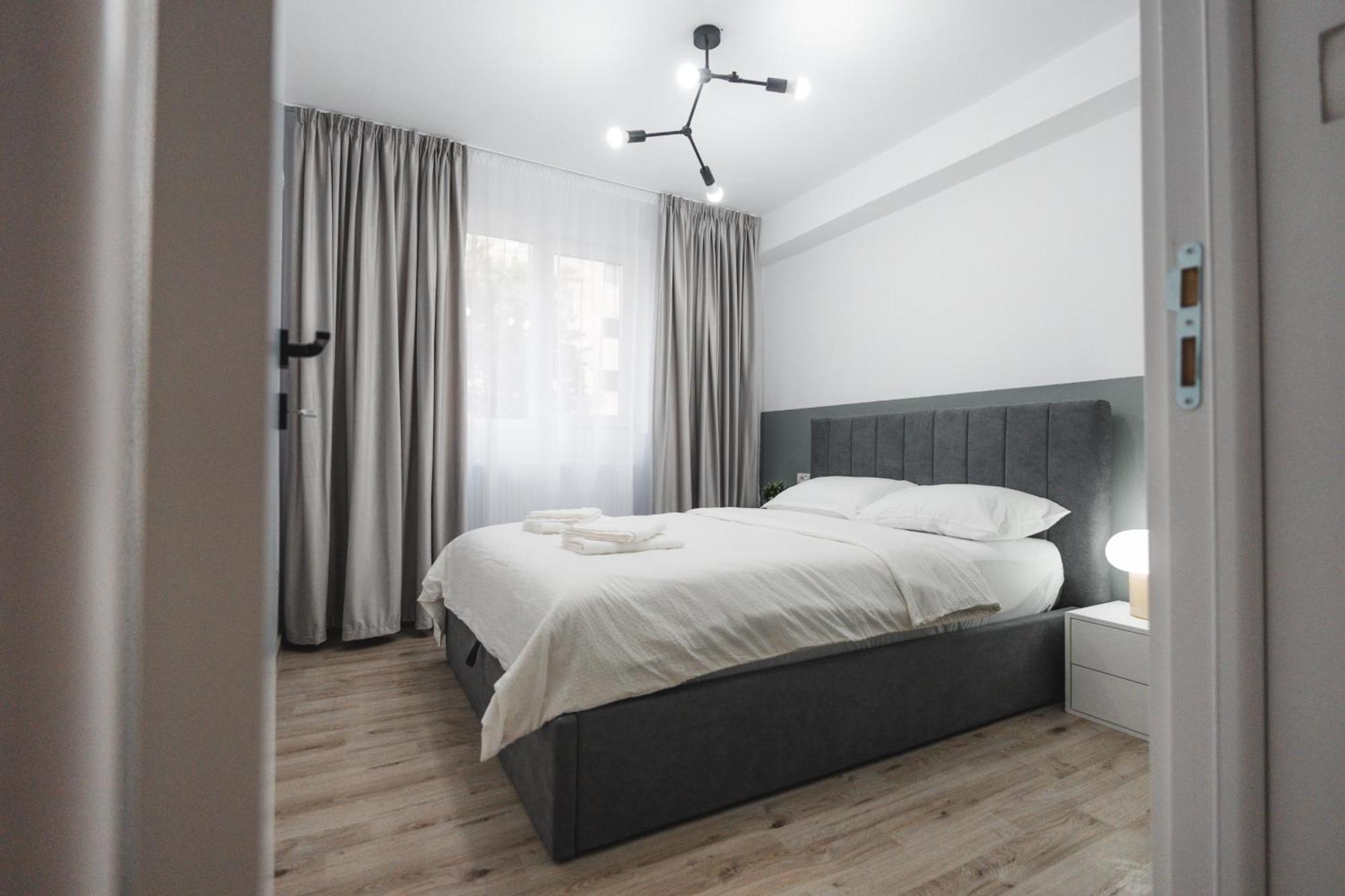 Apartament Iulia Si Alex Curtea de Argeş المظهر الخارجي الصورة